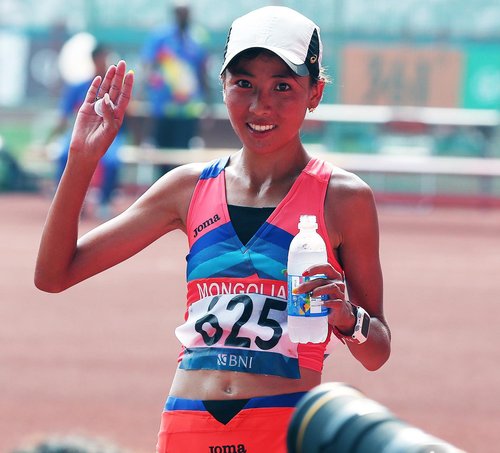 Олимпод эх орноо төлөөлөх марафонч